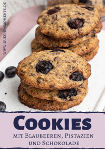 Cookies mit Heidelbeeren, Schokolade und Pistazien