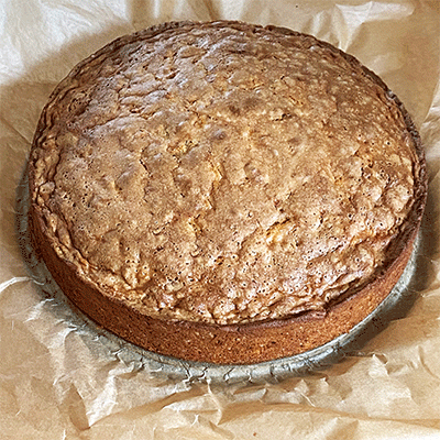 Karottenkuchen direkt aus dem Ofen