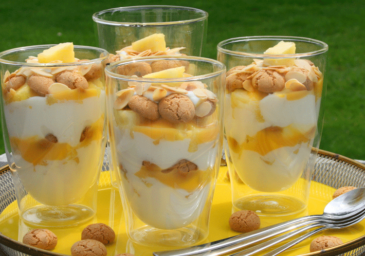 Ananas Schicht Dessert Im Glas — Rezepte Suchen