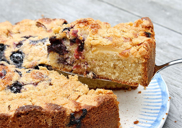 Apfel-Blaubeeren-Streuselkuchen - Küchenmomente