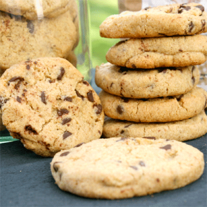 Cookies aus Haferflockenmehl mit Schokostücken