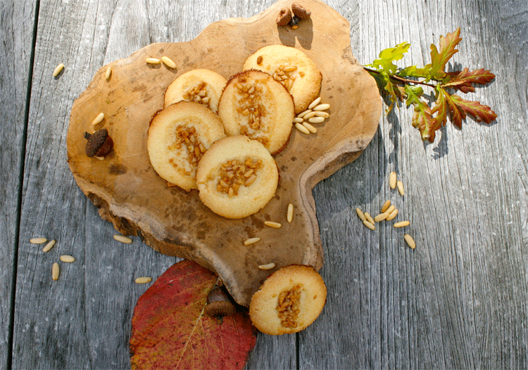 Orangenkekse mit Herbstdeko