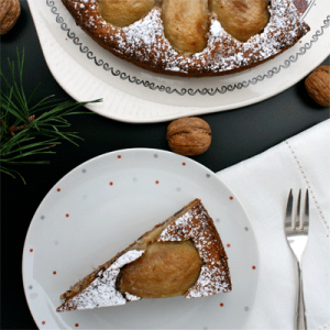 Birnenkuchen mit Schoko-Stücken und Walnüssen-image