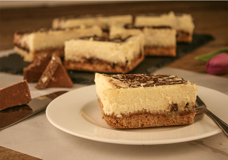 Chocolate Swirl Cheesecake Bars