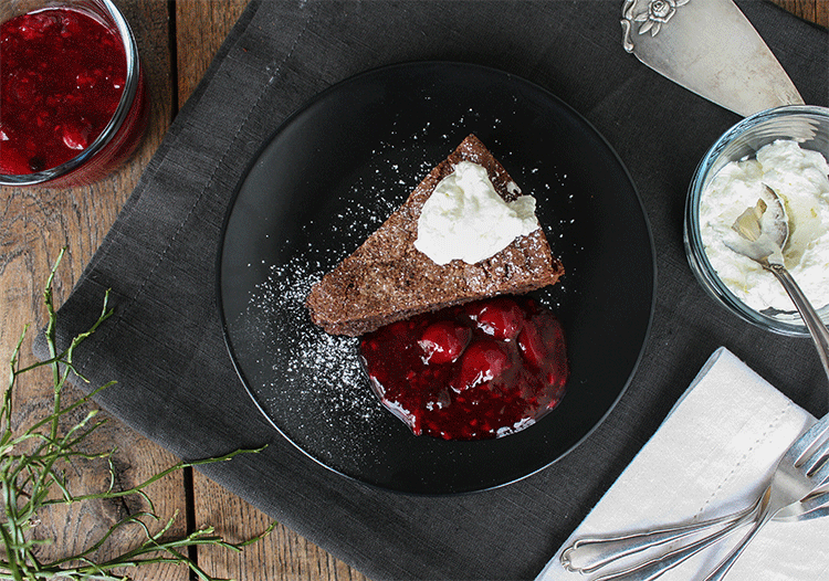 Lauwarmer Schokoladenkuchen aus Schweden - Kladdkaka