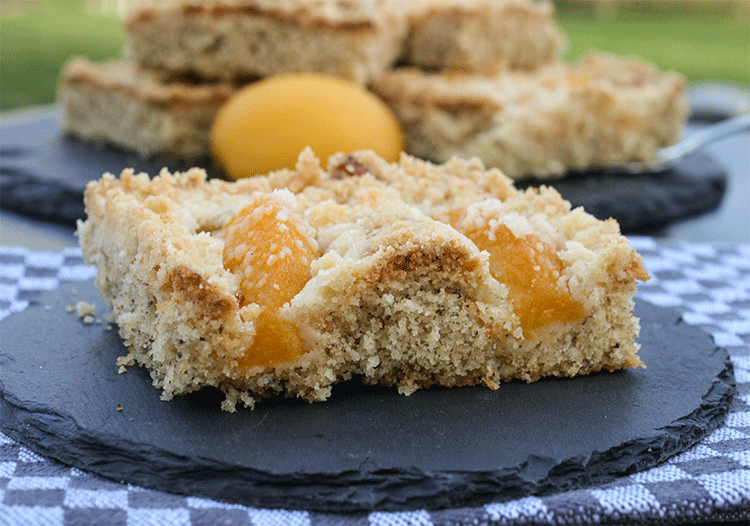 Pfirsich Streuselkuchen - Küchenmomente