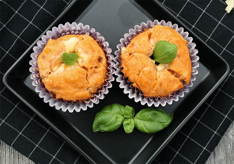 Käse Tomaten Muffins - schmecken warm und kalt