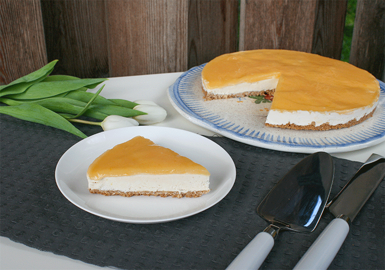No bake Cheesecake mit Lemon Curd Spiegel