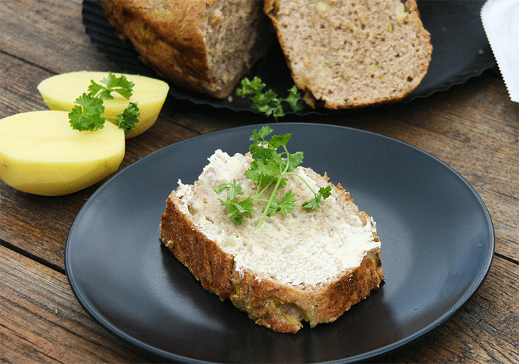 Kartoffel Zucchini Brot aus Dinkelmehl