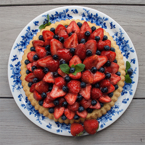 Schneller Obstboden mit Erdbeeren