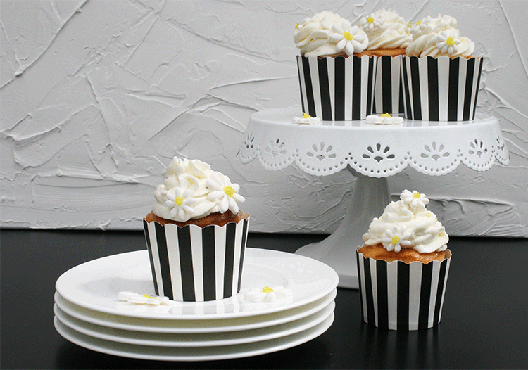 Klein aber fein - Buttermilch Lemon Curd Cupcakes