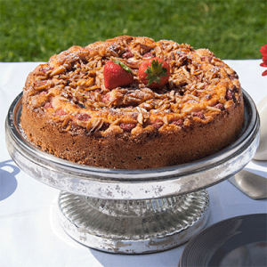 Erdbeerkuchen mit knackigem Mandelkrokant