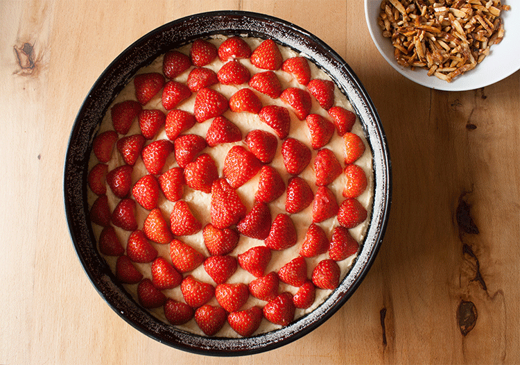 Erdbeerkuchen vor dem Backen