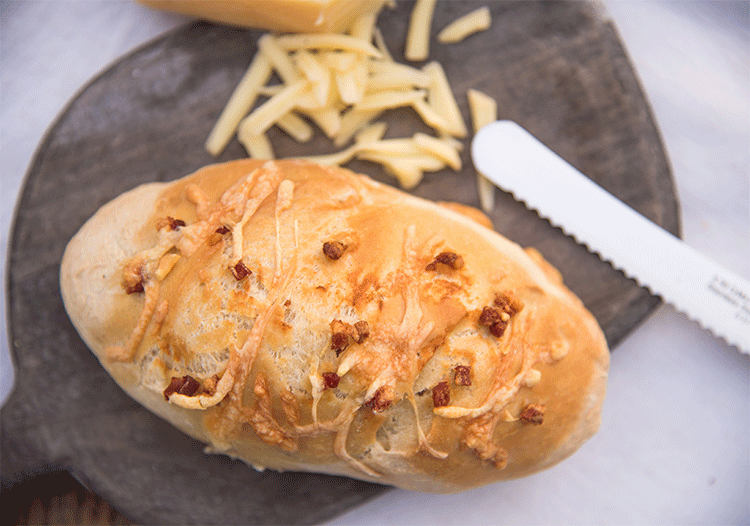 Baguette-Brötchen mit Käse
