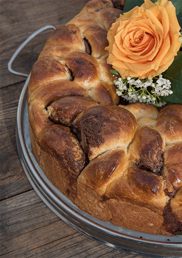 Brioche bouclette mit Nuella gefüllt