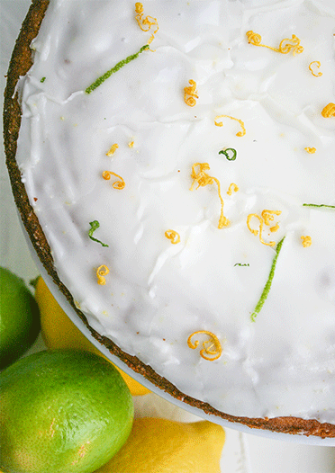 Zitronenkuchen mit Marzipan