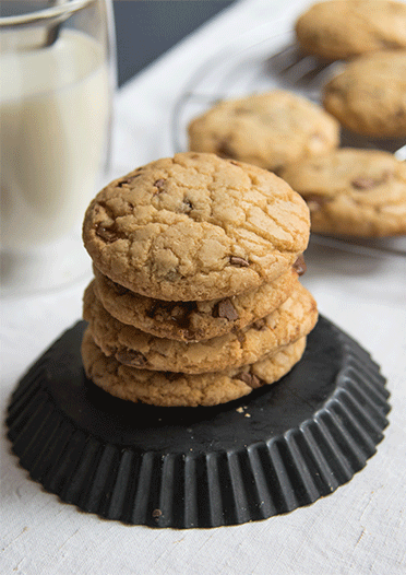 Soft and chewy Daim Cookies