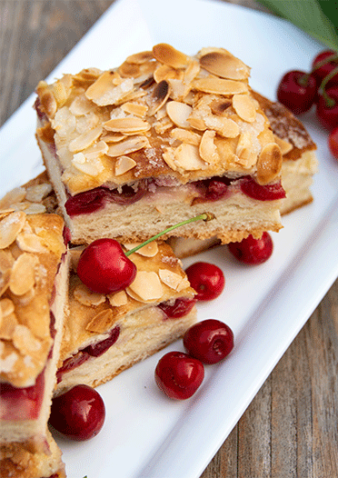 Kirsch-Butterkuchen vom Blech - Küchenmomente