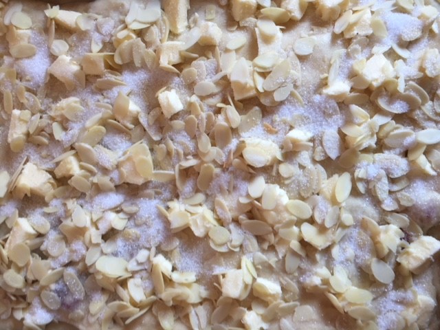 Kirsch-Butterkuchen vom Blech - Küchenmomente
