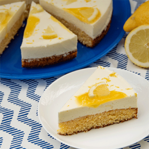 Erfrischender Zitronen Schmand Kuchen mit Lemon Curd