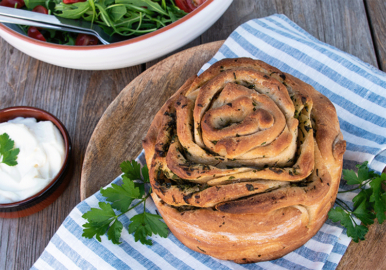Pull Apart Bread in Rosenform