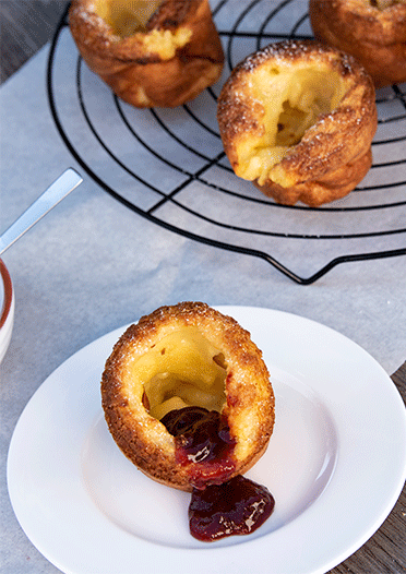 Popovers mit Marmelade