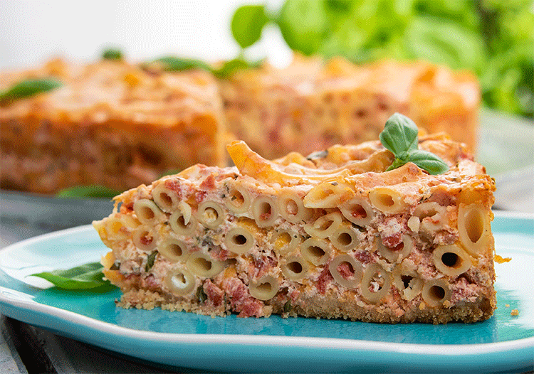 Mac and cheese cake