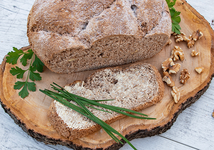 Dinkelbrot mit Walnuss