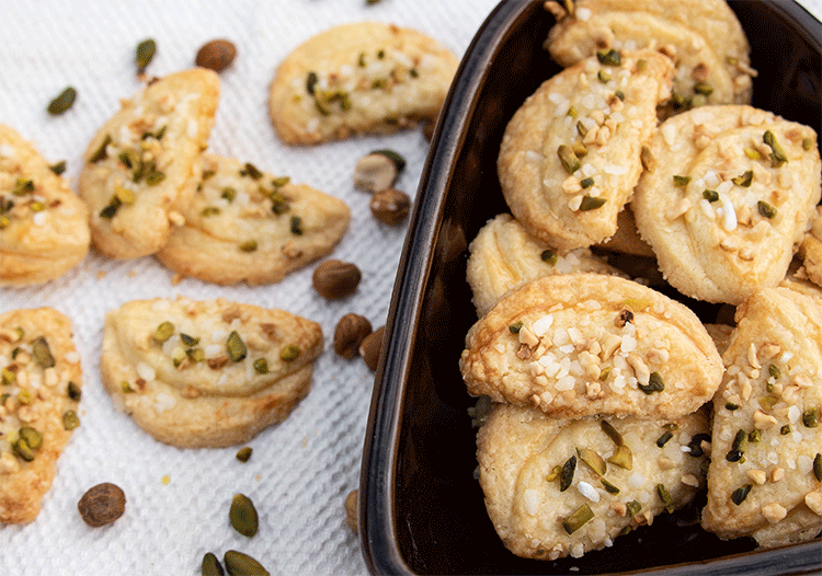 Uppåkrakakor - Schwedische Butterplätzchen mit Pistazien und ...