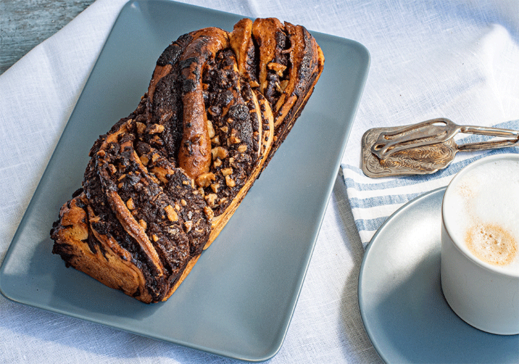 Schokoladen-Nuss-Babka