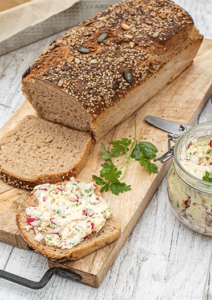 Weizenmischbrot mit Körnerkruste