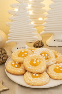 Fruchtige Weihnachtsplätzchen Mandelkringel mit Orangencurd