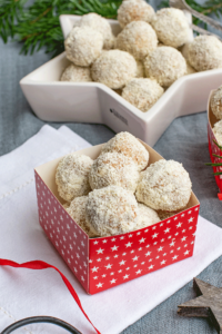 Geschenkidee aus der Küche Baileys-Amarettini-Konfekt