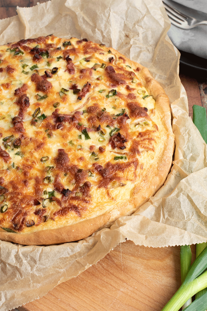 Kartoffel-Quiche mit Apfel, Speck und Frühlingszwiebeln - Küchenmomente Kartoffel-Quiche mit Apfel, Speck und Frühlingszwiebeln - Küchenmomente