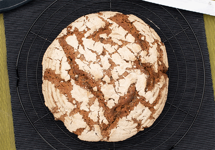 Sauerteig-Vollkornbrot