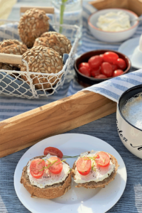 Dinkel-Roggen-Sonnenblumen-Brötchen