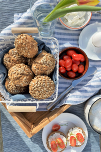 Dinkelbrötchen mit Sonnenblumenkernen