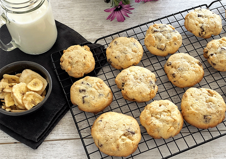 Cookies mit Schokolade und crunchy Bananen