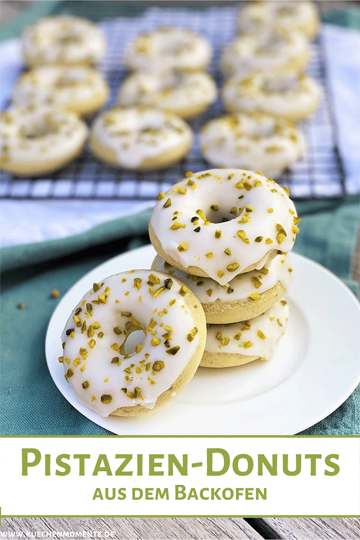 Donuts mit Pistazien aus dem Backofen