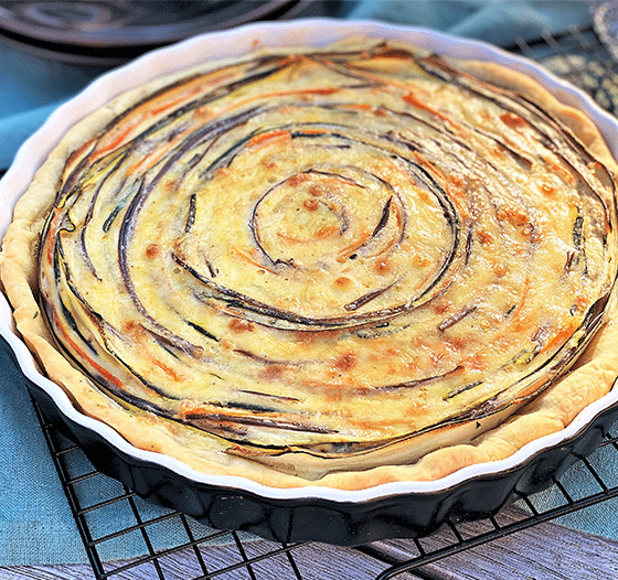 Vegetarische Tarte mit Möhren, Zucchini und Auberginen