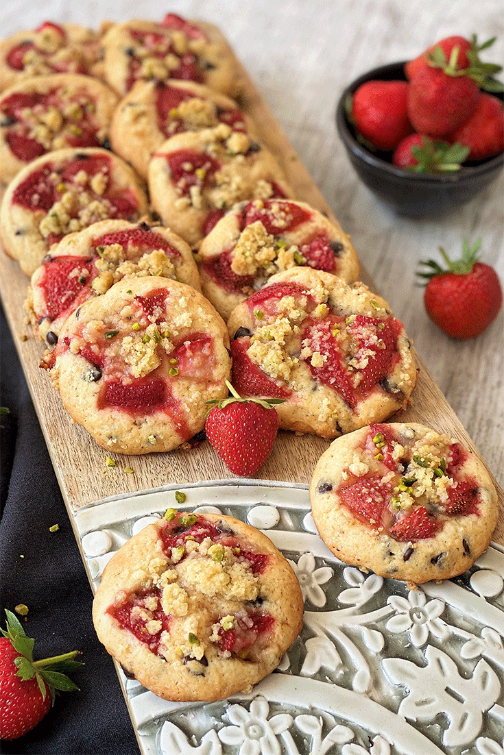 Erdbeer-Cookies mit Schokolade