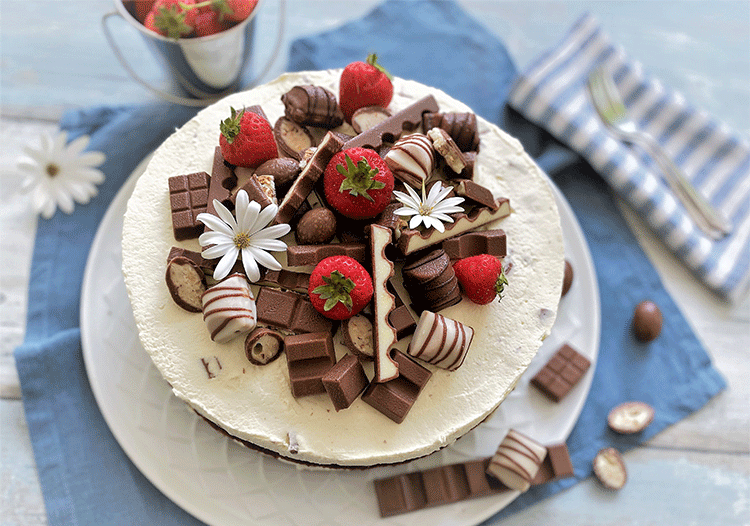 Kinder Schokolade Torte Mit Erdbeeren Kuchenmomente