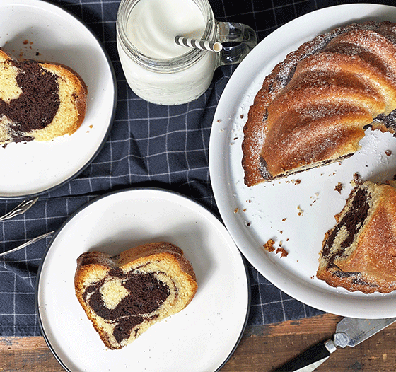 Marmorkuchen als Gugelhupf