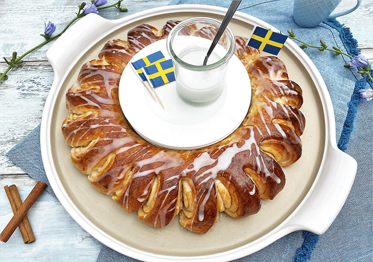 Schwedische Zimtschnecken als Sonne