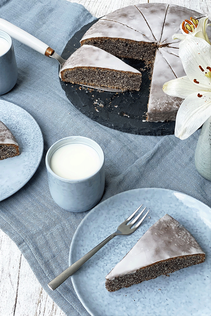 Anschnitt Mohnkuchen aus Polen