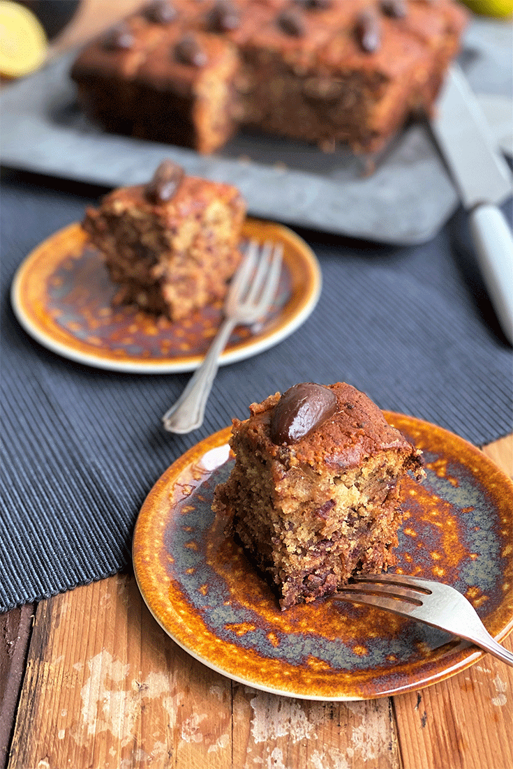 Anschnitt Dattelkuchen aus Sri Lanka