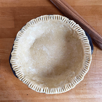 Teig für Pie in Form ungebacken