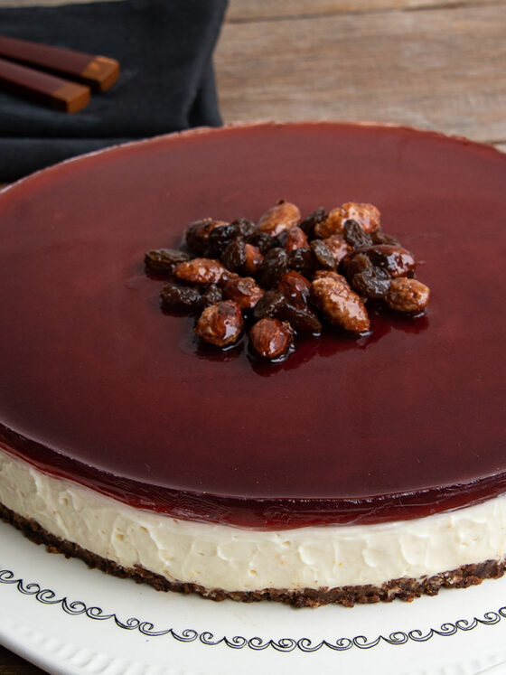 Cheesecake mit Lebkuchenboden und Glühwein-Spiegel