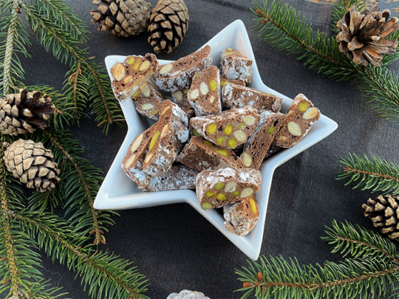 Cantuccini mit Schokolade und Mandeln