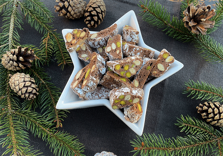 Cantuccini mit Schokolade und Mandeln